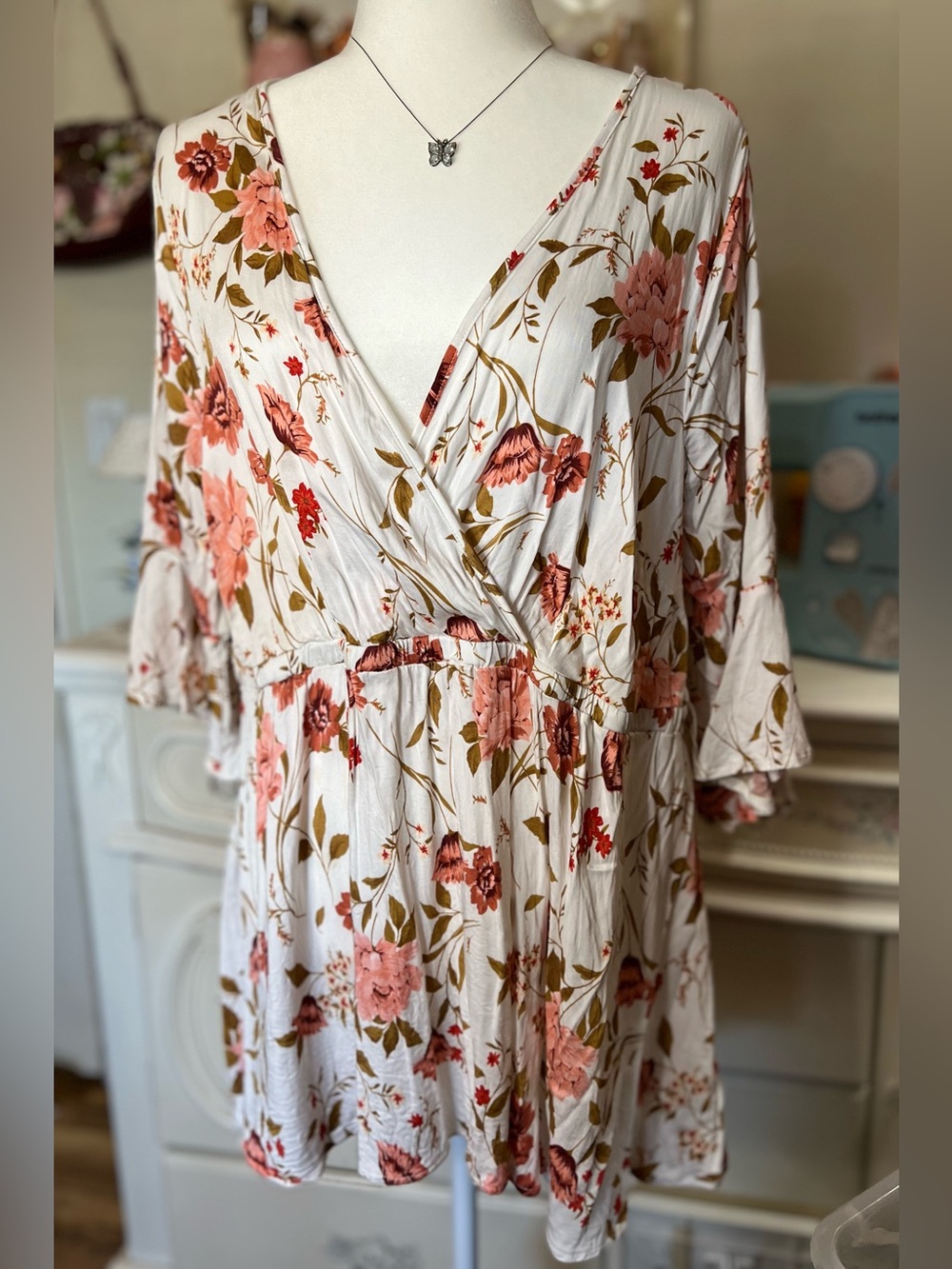 torrid White Floral Wrap-Style Blouse with Pink & Brown Blossoms
